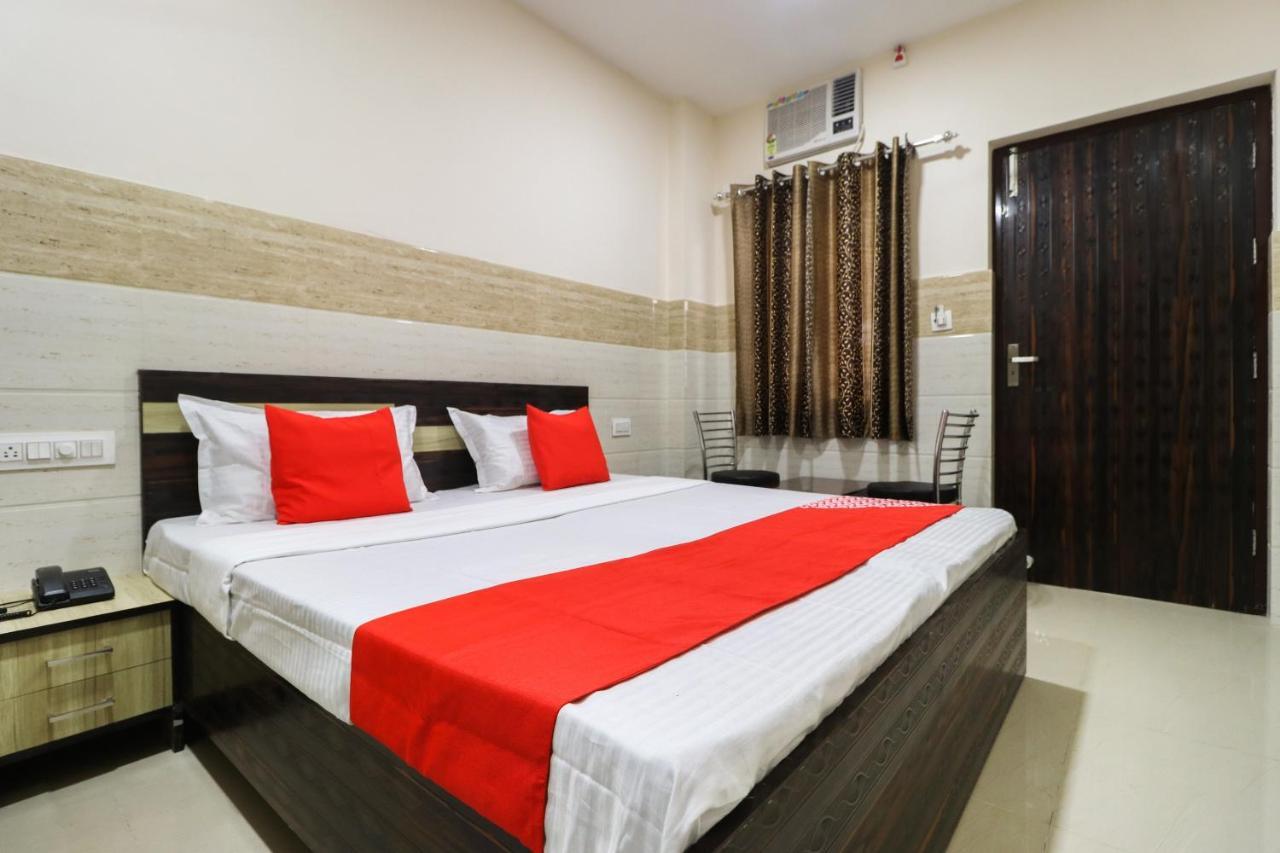 Oyo 49095 Hotel K Fort Abadpura Екстериор снимка